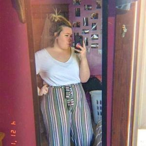 Meet your Posher, Felicia